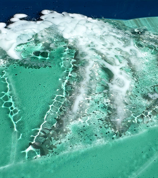 Close up of Seaside panel showing the sea green, white and dark blue colors of the panel.