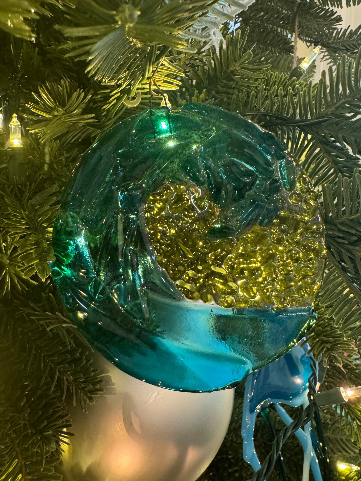 Wave suncatcher or ornament